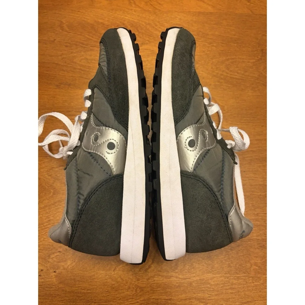 Saucony Gray and White Athletic Shoes Womens size 9.5